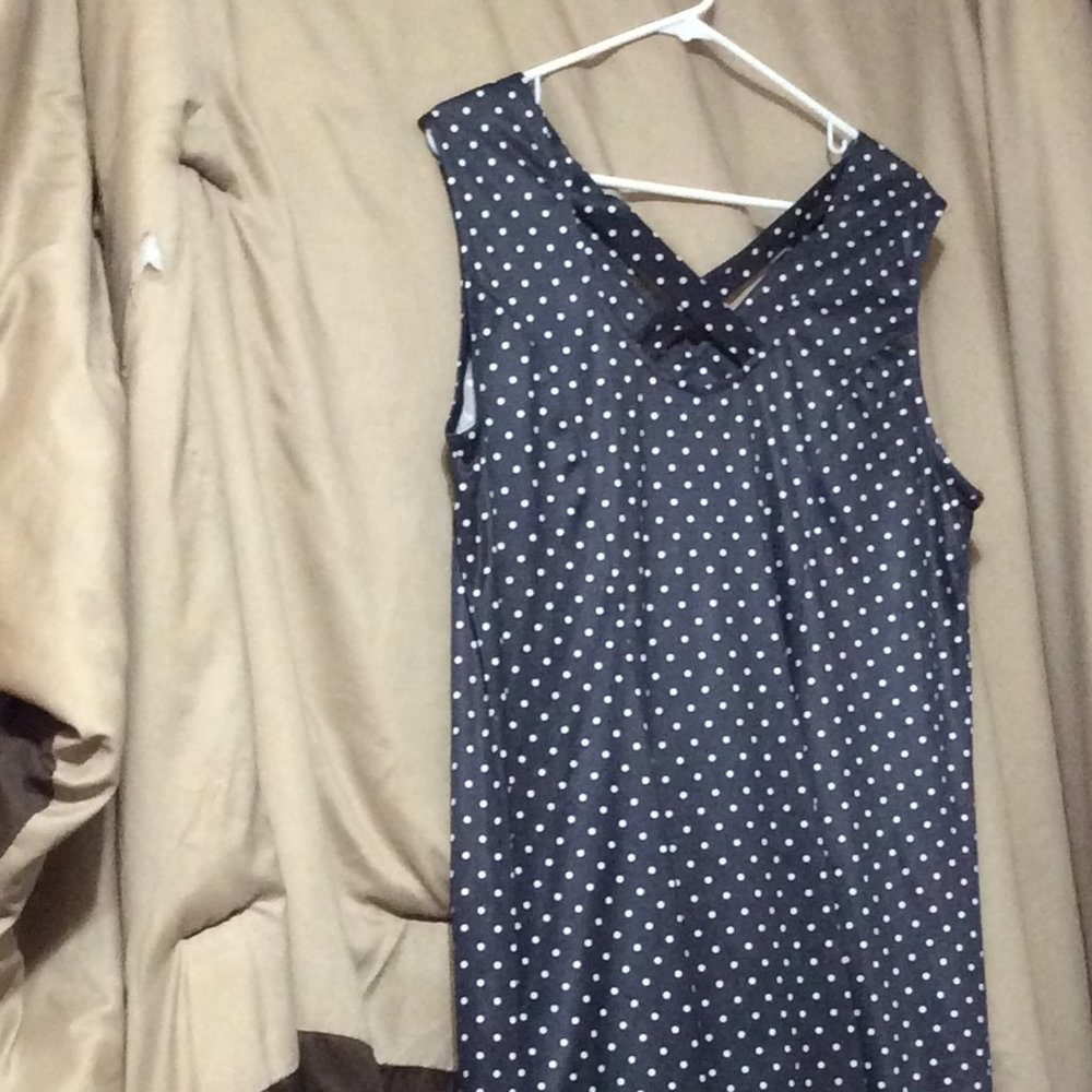 Black with White Polka Dots - Picture 2 of 6
